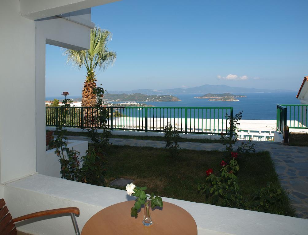 Skiathos Club Hotel & Suites Vasilias  Bagian luar foto