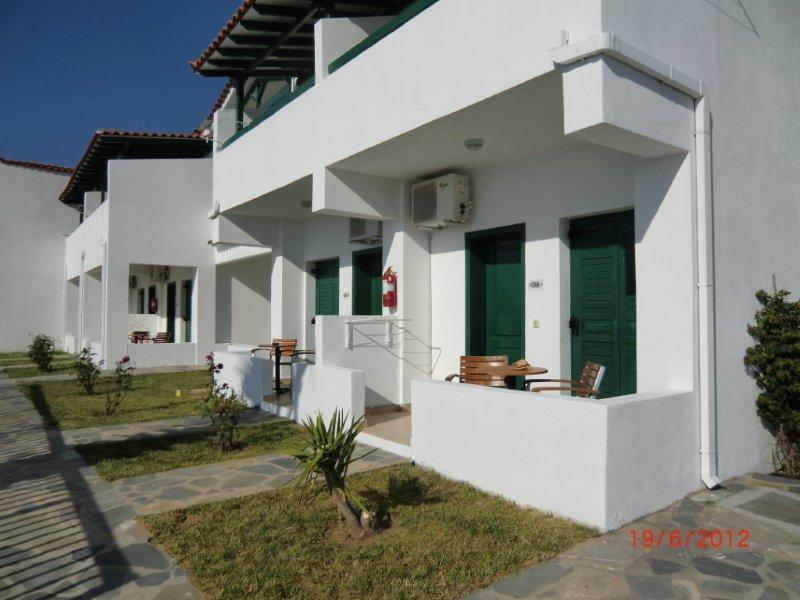Skiathos Club Hotel & Suites Vasilias  Bagian luar foto