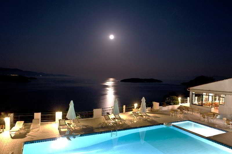 Skiathos Club Hotel & Suites Vasilias  Bagian luar foto